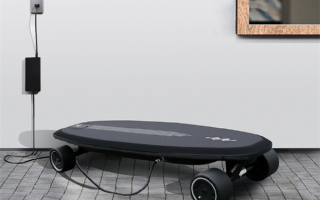 3599元 能随车携带！比亚迪自研电动滑板首批已售罄 ！