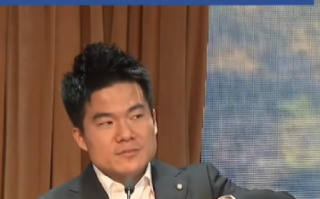 董宇辉回应走红是否偶然：能力决定下限，机会决定上限 ！