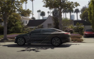 正面硬刚特斯拉Model 3：极氪首款轿车CS1E谍照曝光 ！