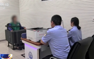 女子火车上演“霸座”闹剧 拒不离开结局惨了 !