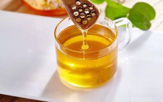 蜂蜜怎么储存不容易变质（蜂蜜可以放在冰箱里保存吗） ！