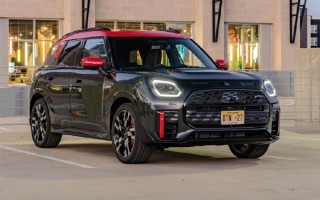 定位高性能SUV！新款MINI“乡巴佬”JCW上市：售39.98万元 ！