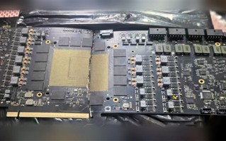 2400W供电设计无敌！RTX 5090工程样板曝光：竟用上4组16Pin !