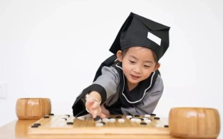 围棋几岁开始学比较好（什么人能学围棋）