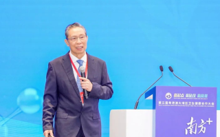 钟南山:预测近期有新冠感染小高峰 ！