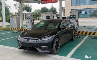 全新猎跑纯电SUV 比亚迪宋L实车再曝光：双色内饰挺豪华！