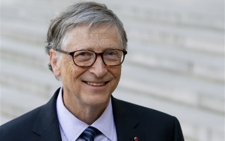 比尔盖茨每天赚1095万美元：相当于普通人一生收入的4倍 ！