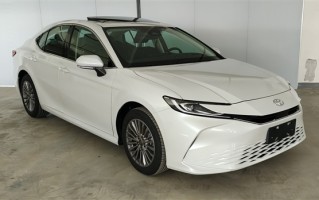 8155芯片+2.0升混动：全新丰田凯美瑞细节曝光：明年3月有望上市 ！