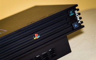 全球销量最高家用游戏机！PS2发售24周年整：累计销量超1.57亿台 ！