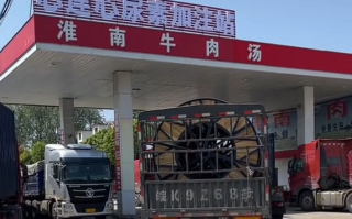 车主吐槽远看加油站走近发现是饭店：误导了非常多的人 !