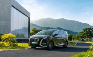 比亚迪价格战再开一枪！腾势D9直降2.5万 赠送7万积分 ！
