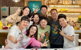 掉粉近200万！东方甄选宣布停播思过：俞敏洪带领做检讨 ！