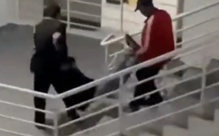 男生扮女装进女寝被电晕?学校回应：具体情况不清楚，事件本人现在在警局 ！