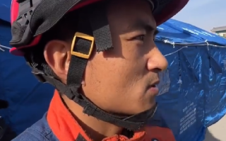 消防员救援途中得知岳母去世：他却去了更需要他的地方 ！