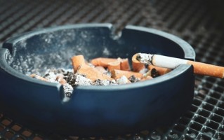 全球唯一！马尔代夫实施世代禁烟令：07年后出生的 终生不得抽烟 !