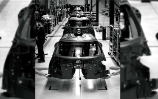 六年磨一剑！柯尼赛格2300马力超跑启动量产：零百加速不到2秒 ！