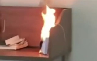 罗马仕召回50万个、安克召回70万个！国产移动电源自燃原因找到了：多个品牌3C认证被暂停 ！