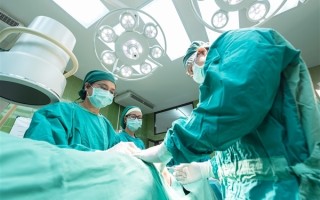 人类有望攻克艾滋病了！荷兰科学家成功清除已感染的HIV病毒 ！