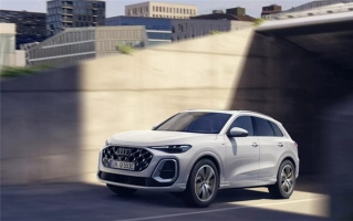 纯电续航100km！全新奥迪Q5插混版官图发布：海外售价52.5万元起 ！