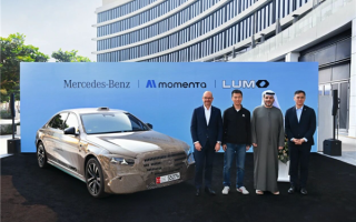 奔驰、Momenta联手！奔驰S级自动驾驶豪华出租车落地阿布扎比 ！
