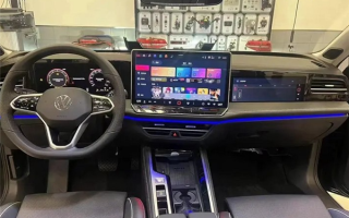 三屏内饰上车！全新一代大众迈腾车内实拍曝光 ！