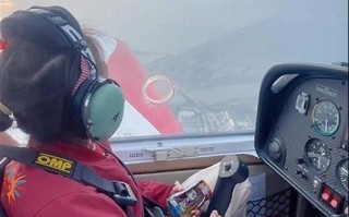 真不堵车！安徽男子开小飞机带女儿回家过年 比开车快2小时网友羡慕 ！