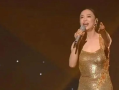 黄绮珊中秋唱《向云端》跑调: 开直播流泪向观众道歉 !