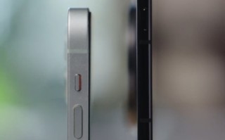vivo X Fold5展开仅4.Xmm厚：塞入6000mAh大电池+潜望式长焦 ！