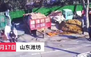男子持铁锹打砸沿街卖砂招牌，女摊主称“以前只要给烟就不再找麻烦” ！当地城管局：没穿制服不是我们的人 ！