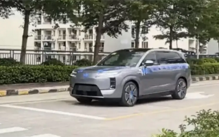 多少钱你会买！腾势N8L路试谍照曝光：车长5米2 定位大型SUV ！