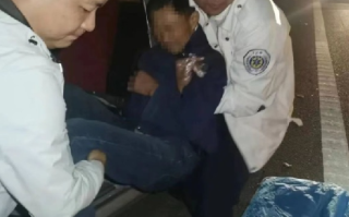 120救人返程遇车祸再救5人！直言：救死扶伤就是自己的职业 ！