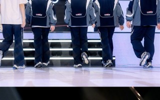 延续对LPL不败记录！《英雄联盟》S15 T1零封TES：决赛成韩国内战 ！