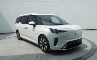 换壳极氪009 沃尔沃首款MPV EM90申报：双A柱造型很独特 ！