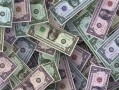 调查称美国家庭储蓄正在耗尽：一半人存款不足4000元 ！
