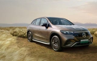 96kWh大电池+后轮转向：全新奔驰EQE SUV上市：售价48.6万 ！