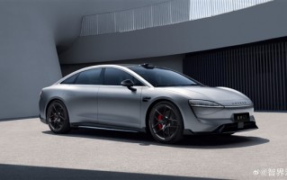 超越特斯拉Model S！华为智选车首款轿车智界S7来了！余承东：将不负众望 ！
