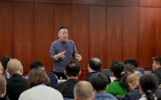 胖东来管理层已实现190天休假：高管都配了300多万的车 ！