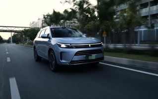 全国都能开 华为问界城区智驾计划公告发布：春节前全量推送 ！