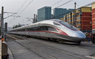 设计时速350公里！成宜高铁今起试运行：成都东直达天府机场 ！