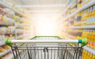 顾客逛胖东来打碎盘子反被道歉 当事人：有点想哭 这也太好了 ！