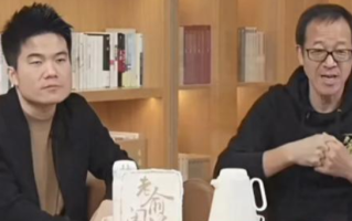 董宇辉称只误接一个挖人电话：接完我就跟俞老师说了，直言人品和口碑更重要 ！