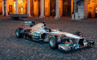 全球最贵的现代赛车：奔驰2013年F1拍出1.35亿天价 ！