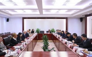 工信部部长会见苹果CEO库克 苹果将继续加大在华投资 !