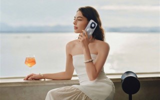 华为Mate 80 Pro Max屏幕亮度达到8000尼特：史上最亮 !