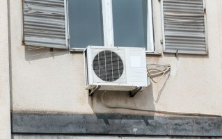 空调外机噪音大呼呼的原因（解释空调外机噪音大的可能原因和故障排查方法） ！