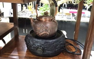 铜壶煮白茶的好处(介绍铜壶煮水泡白茶的益处) ！