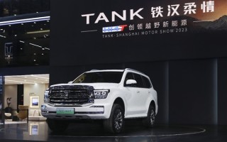 33.5万瞬秒丰田普拉多！长城坦克500 Hi4-T销量爆了：累计已超2万 ！