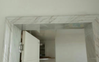 门框开裂跟墙体分离怎么处理?