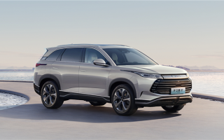 比亚迪大五座中型SUV！护卫舰07荣耀版上市：17.98万起 ！
