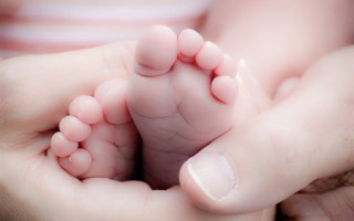 湖南一婴儿一出生就15岁：在-196℃环境下被唤醒 ！